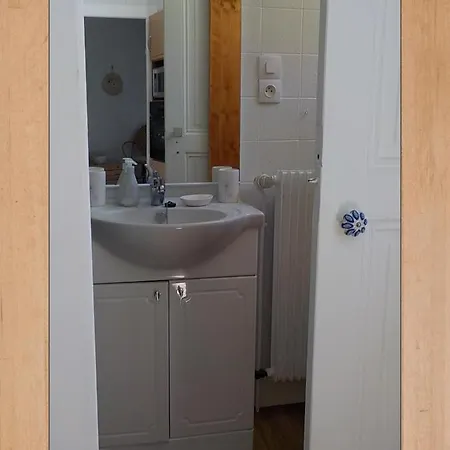 Les Hortensias アパート